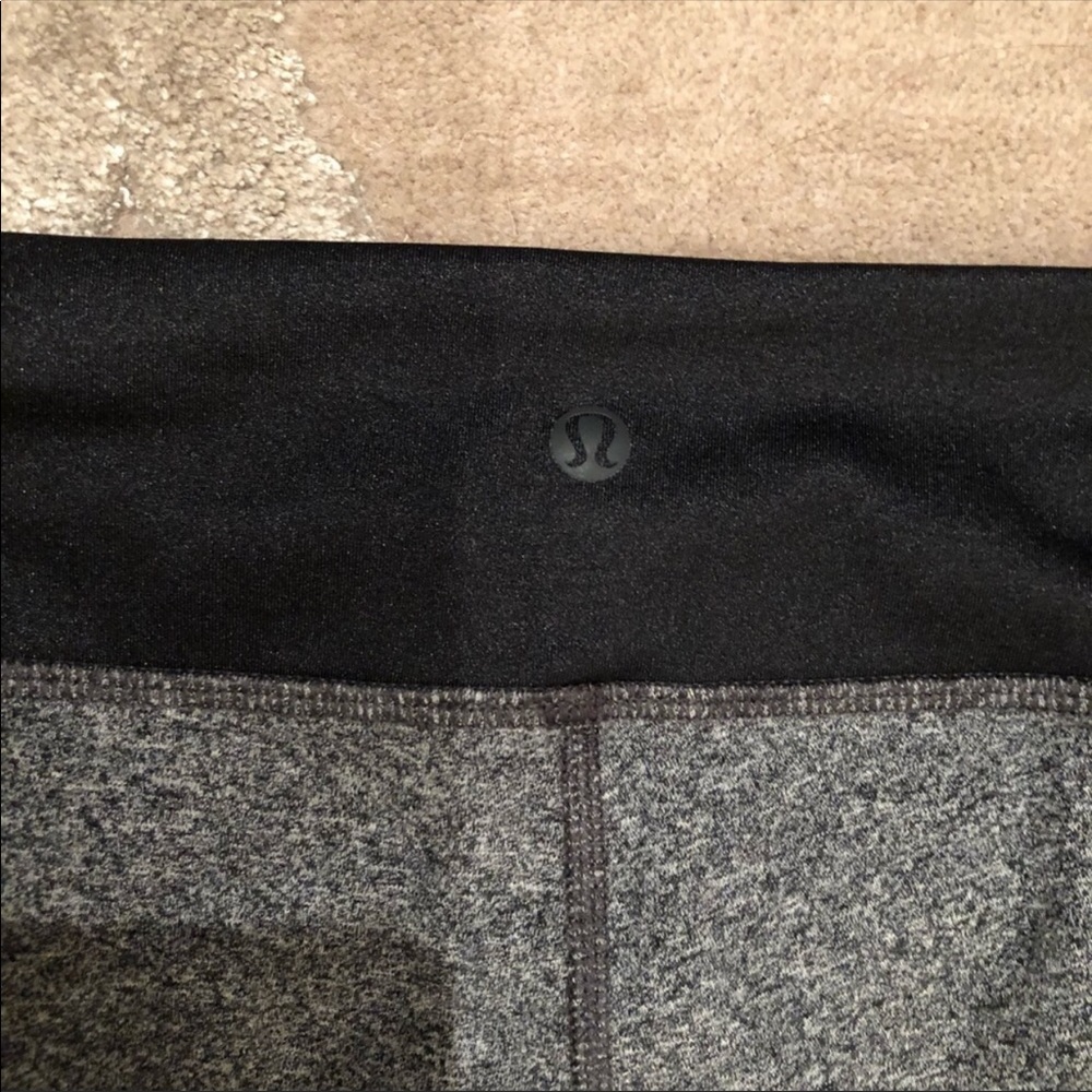 LULULEMON LEGGINGS - Picture 2 of 4